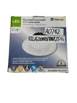 Topaz Recessed Downlight Cct Smooth Trim Rtl/600wh/11w/cts-46 5"/6". Fixed Price $19.99.