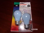 New 40 (2) Watt Sylvania Daylight Bulbs. Fixed Price $19.95.