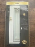 Hampton Bay Under Cabinet Adjustable Halogen Light 833-349 White. Fixed Price $27.99.