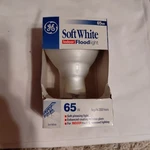 Ge 65w Soft White Indoor Floodlight Br30 580 Lumens Nos. Fixed Price $10.00.