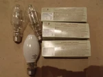 Qty=6: Ge Light Bulbs (5) Mxr150 Clear & (1) Mxr50 Frosted Multi Vapor Halide. Fixed Price $39.99.